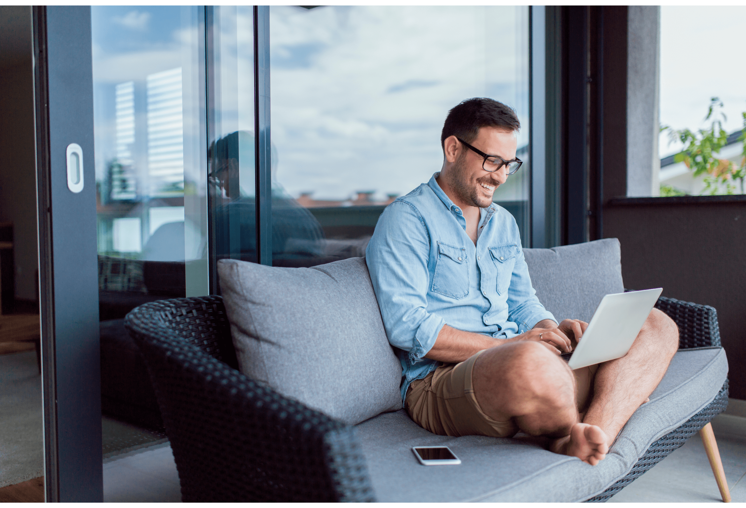 Ekwiwalent za pracę zdalną – ile wynosi zwrot za prąd i internet?